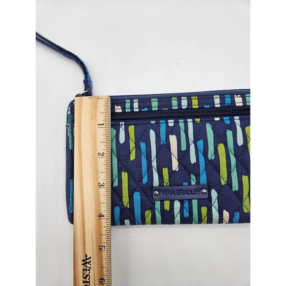 Vera Bradley Katalina Showers Front Zip Wristlet Blue Green White Light Blue - Picture 5 of 7